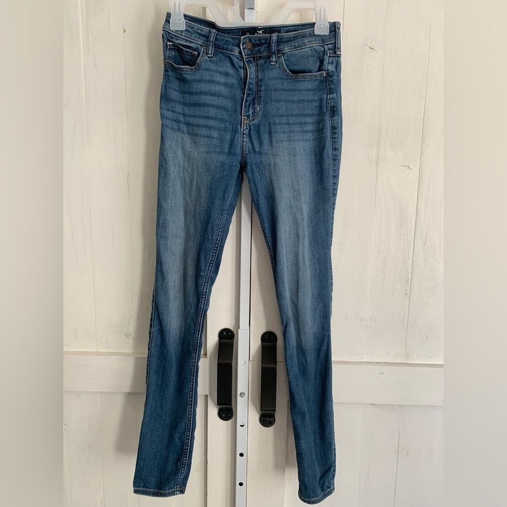 Hollister High Rise Super Skinny Jeans Sz 26